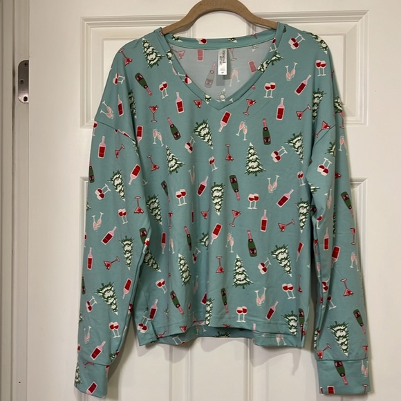 Tranquil & True 2-Piece Christmas Pajamas - Picture 3 of 4